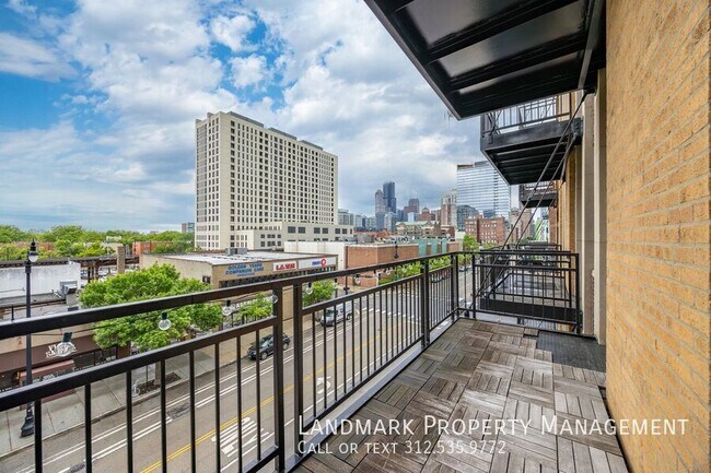 Building Photo - 1307 S Wabash Ave