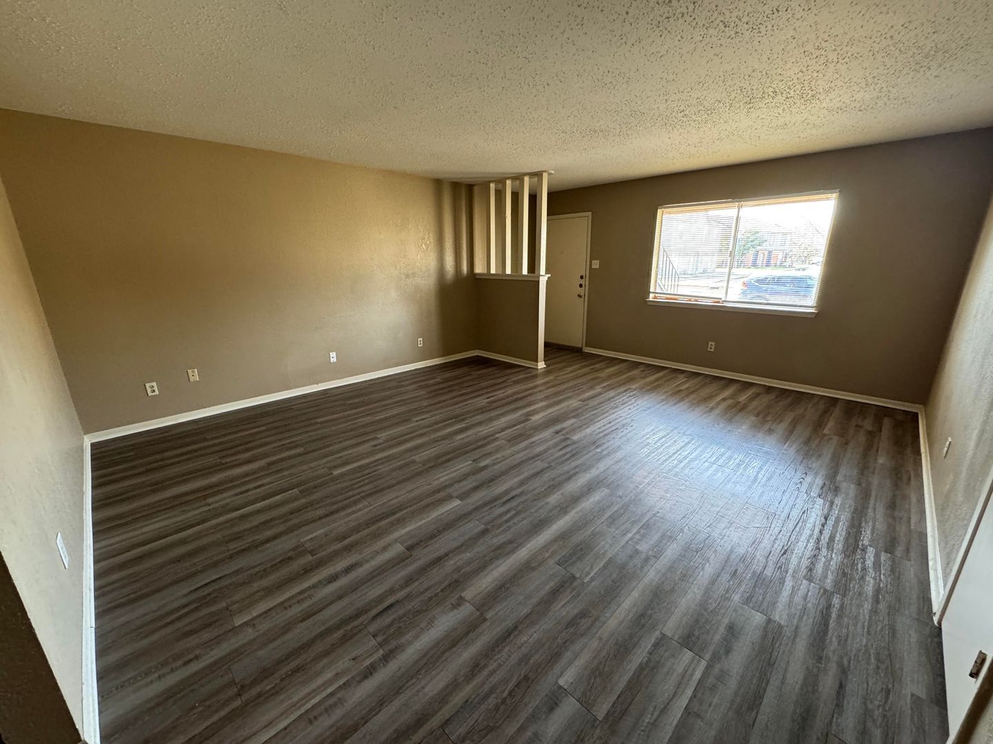 Building Photo - 2202 Hunt Dr