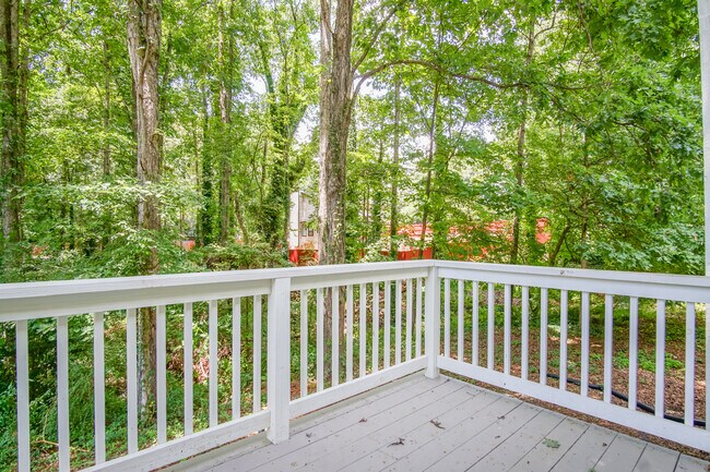 Building Photo - 3137 Glen Hollow Dr