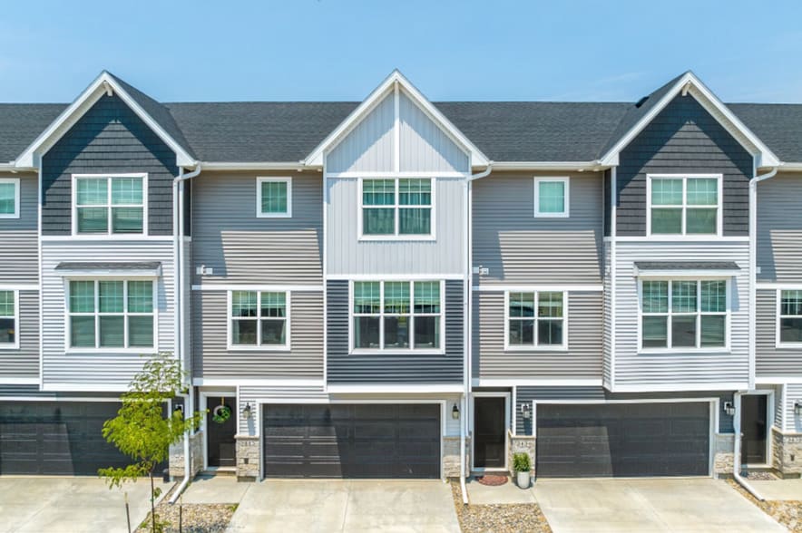 Interior Photo - Grand Valley Townhomes