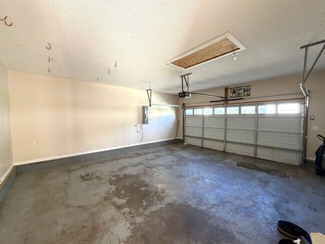 Building Photo - 1380 Scrub Oak Drive