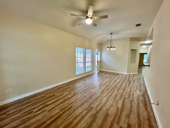 Primary Photo - 8710 Weiser Dr