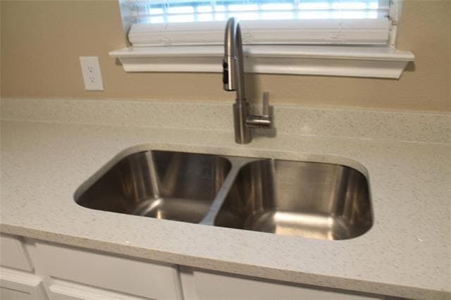 Building Photo - 4518 Hamilton Ave