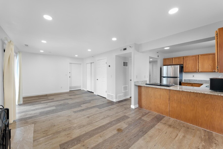 Main living area - 1650 Upper Ironhorse Loop