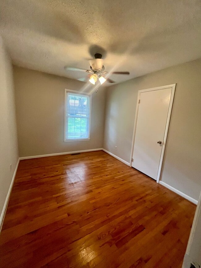 Building Photo - House for Rent In Clemson