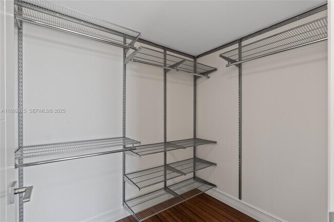 Building Photo - 9055 SW 73rd Ct