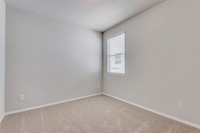 Building Photo - 187 Tillage Rd