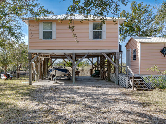 Building Photo - 4 Oyster Bay Dr