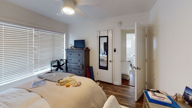 Building Photo - Steps to SDSU!