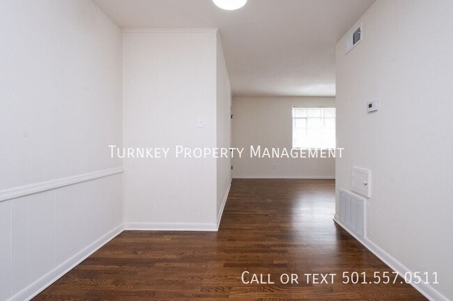 Building Photo - 615 Sherman St