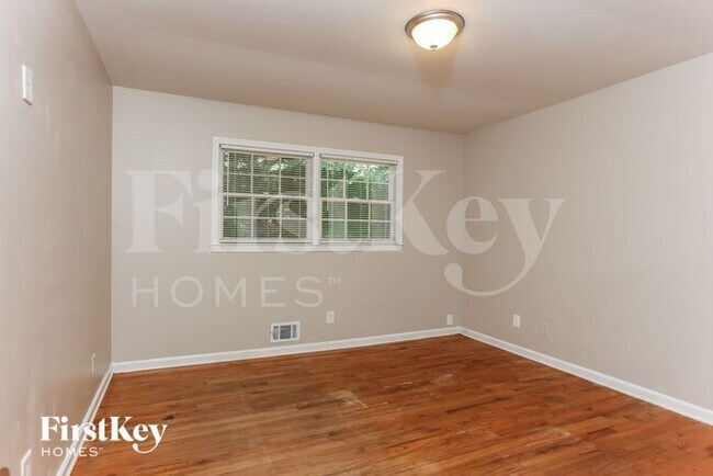 Building Photo - 4278 Autumn Hill Dr