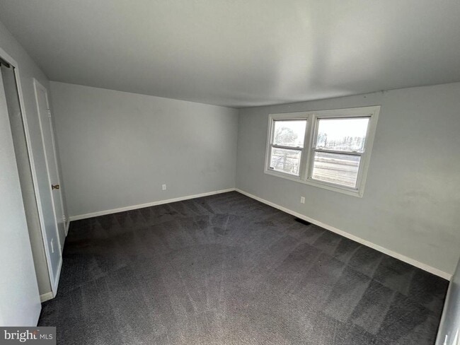 Building Photo - 9 Radcliff Pl