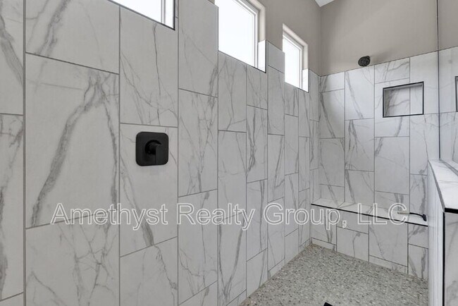 Building Photo - 5116 N 185th Ave