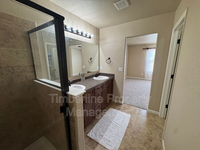 Building Photo - 5348 Oak Spring Heights