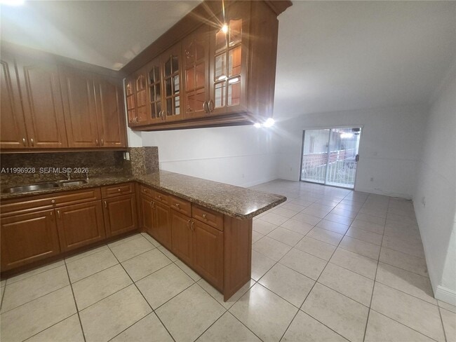 Building Photo - 1275 W 35th St