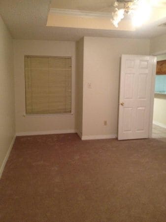 Building Photo - 5236-5240 Berryville Ct