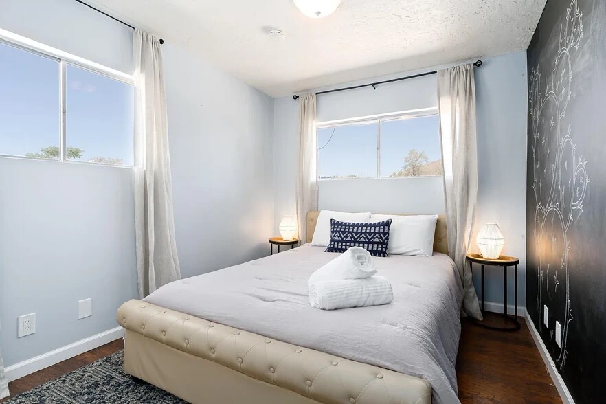 Building Photo - 58632 Barron Dr