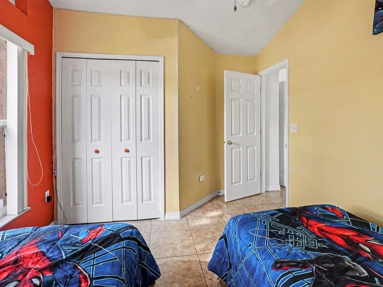 Building Photo - 2415 Black Powder Ln