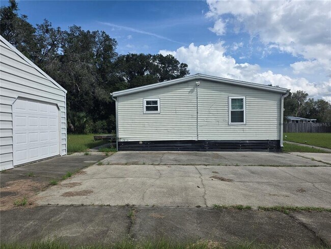 Building Photo - 470 Hilltop Ct