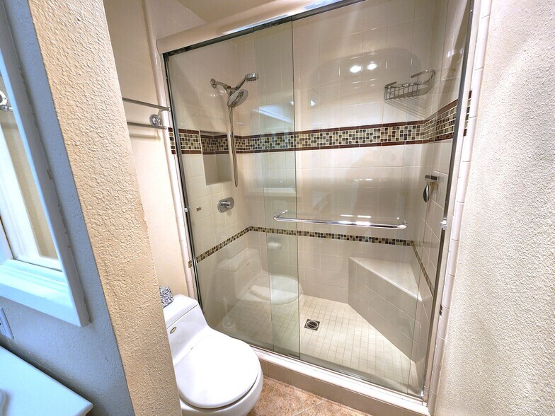 Building Photo - 5322 Colodny Dr