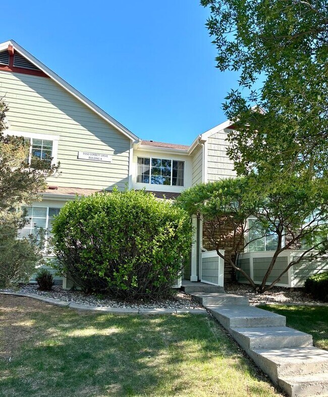 Building Photo - Beautiful and Spacious 3 Bed, 3.5 Bath Townhome in SE Fort Collins. Detached 1 Car Garage. Water/...
