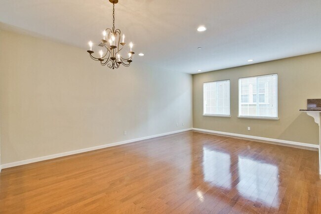 Building Photo - Modern Communication Hill Townhome | Panoramic Mountain Views