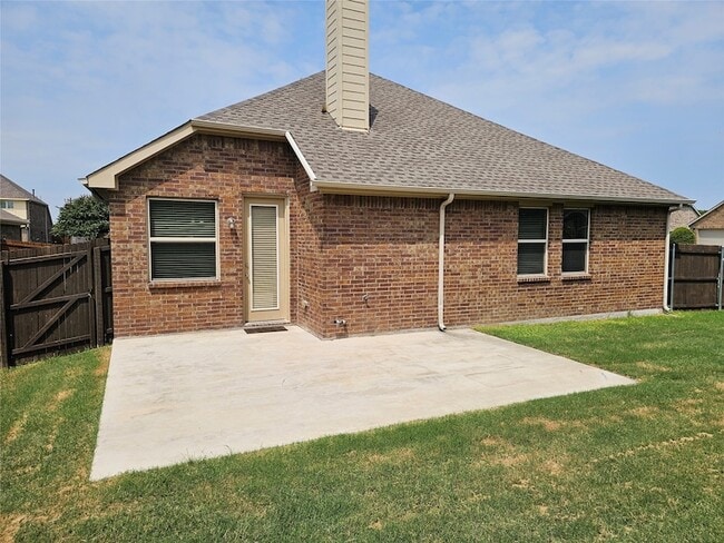 Building Photo - 4012 Eaton Park Dr