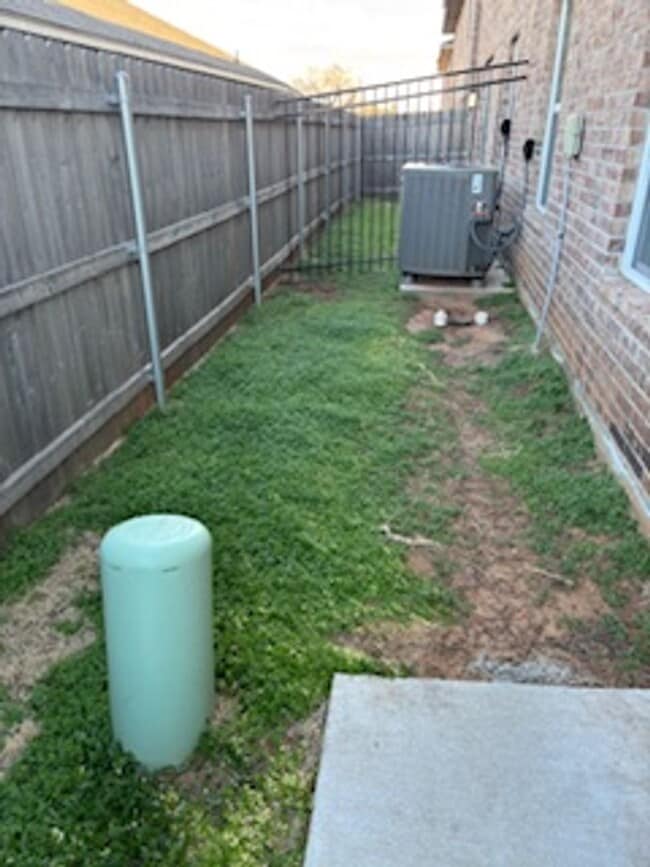 Building Photo - First Month Free!