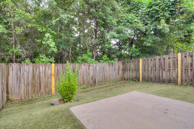 Building Photo - 448 Northrop Pl