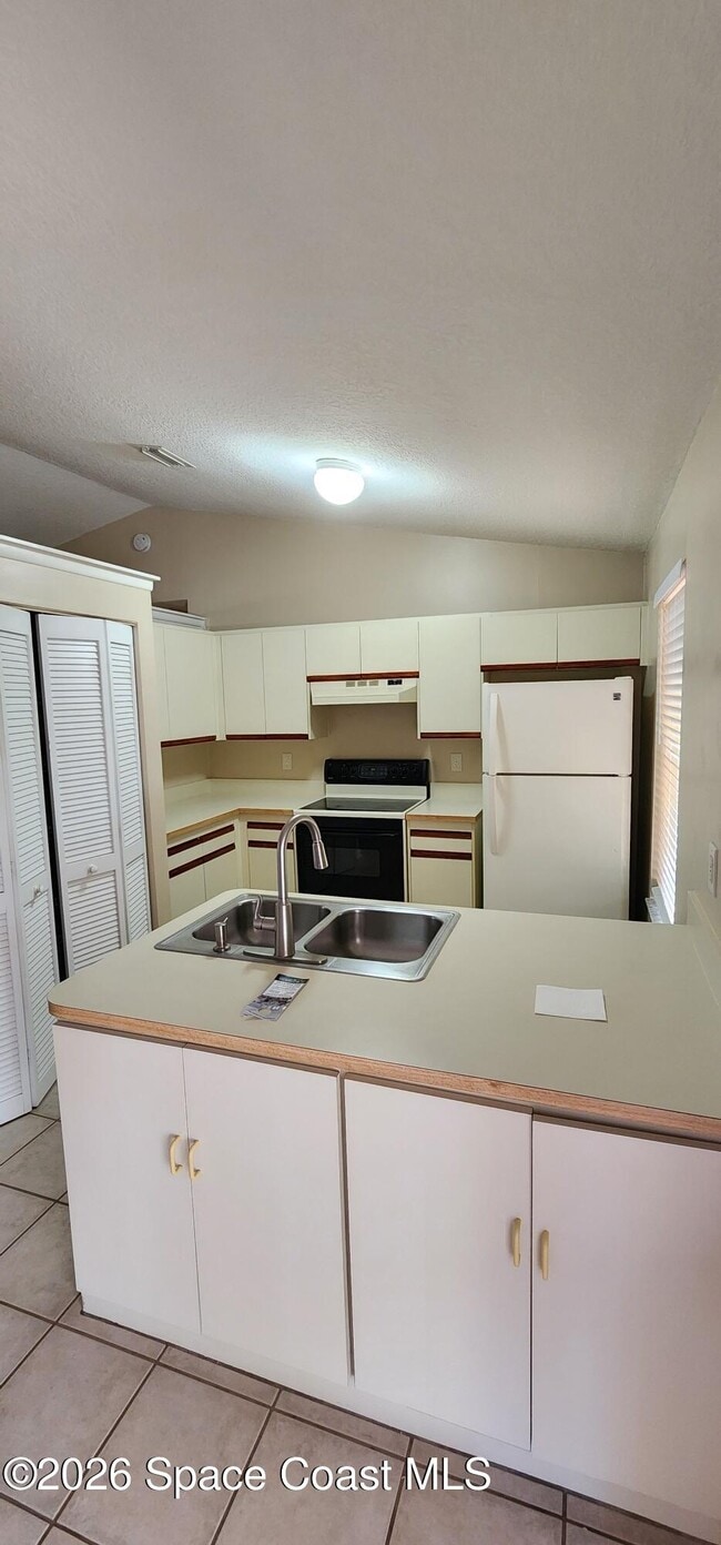 Building Photo - 6470 Stillwater Ave