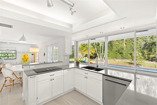 Building Photo - 17341 SW 74th Ave