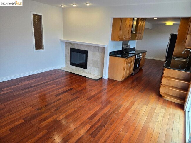 Building Photo - 40725 Capa Dr