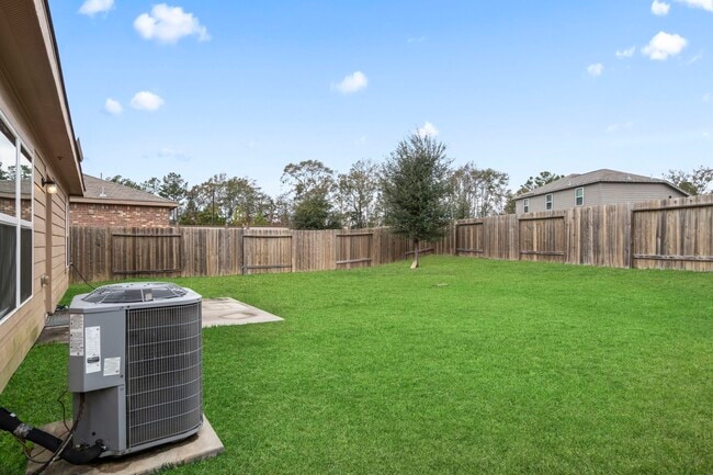 Building Photo - 25461 Black Spruce Dr