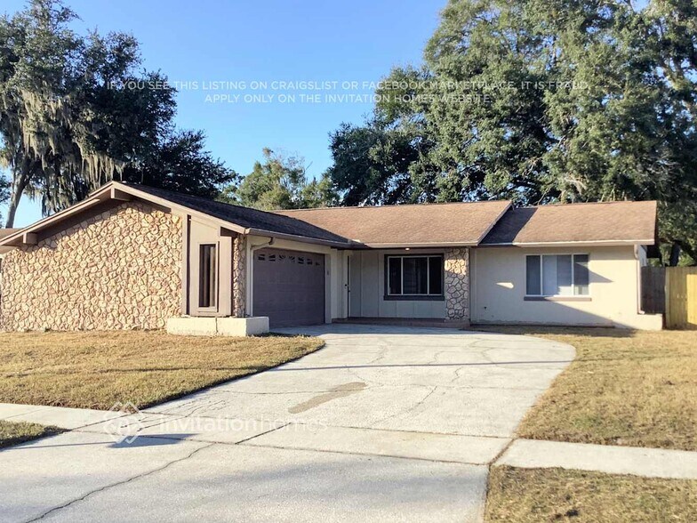 Building Photo - 814 Centerwood Ct