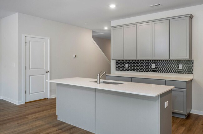 Building Photo - Brand New - 4Bed, 2.5Bath Townhouse in Pot...