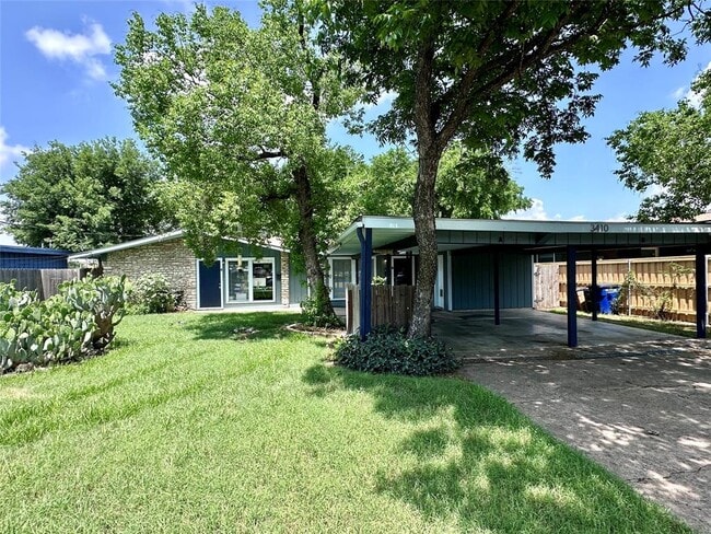 Building Photo - 3410 West Ave