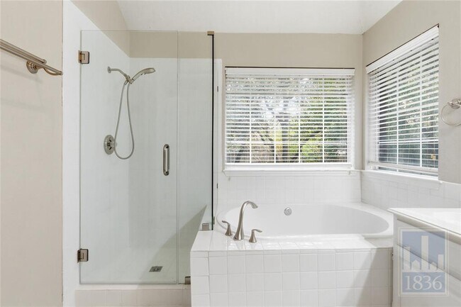 Building Photo - 10505 Walpole Ln