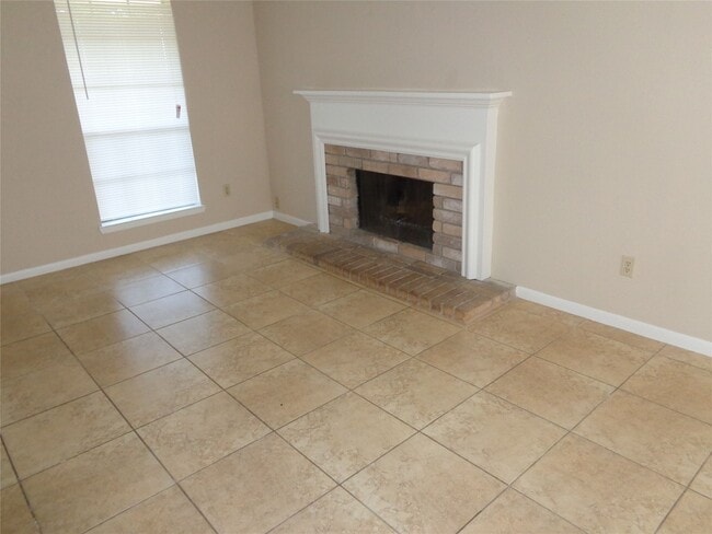 Building Photo - 2626 Planters House Ln