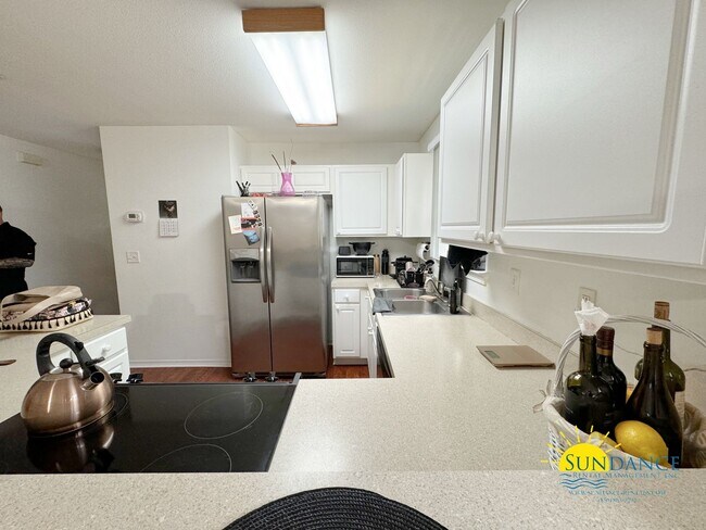 Building Photo - Downtown FWB Gem: Must-See Single Family H...