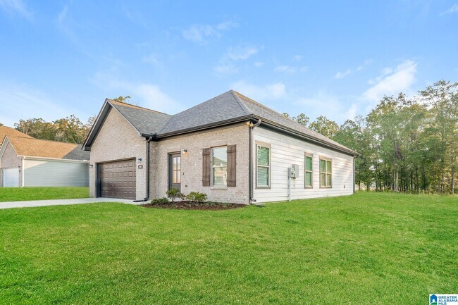 Primary Photo - 142 Kings Wy