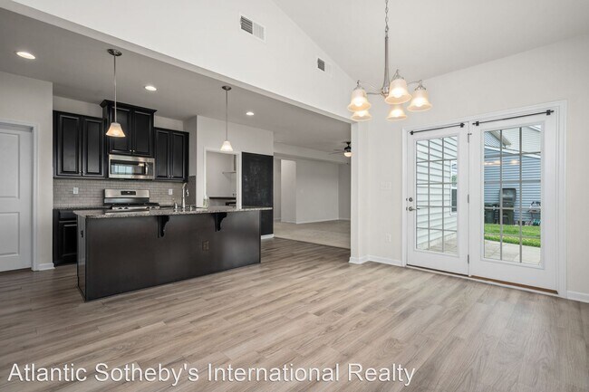 Building Photo - 4 br, 2.5 bath House - 359 Spring Hill Place