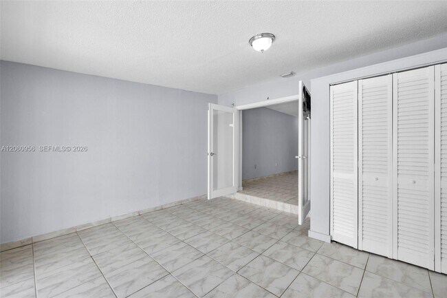 Building Photo - 2028 SW 103rd Ct