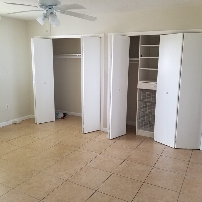 Building Photo - 3030 Marcos Dr