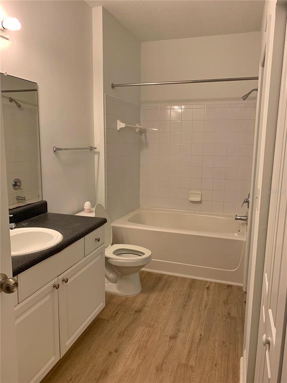 Building Photo - 8848 Villa View Cir
