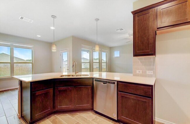 Building Photo - 3453 Pauling Loop