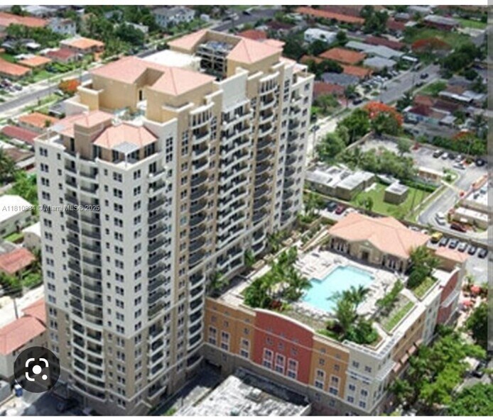 Building Photo - 3232 SW 22nd Ter