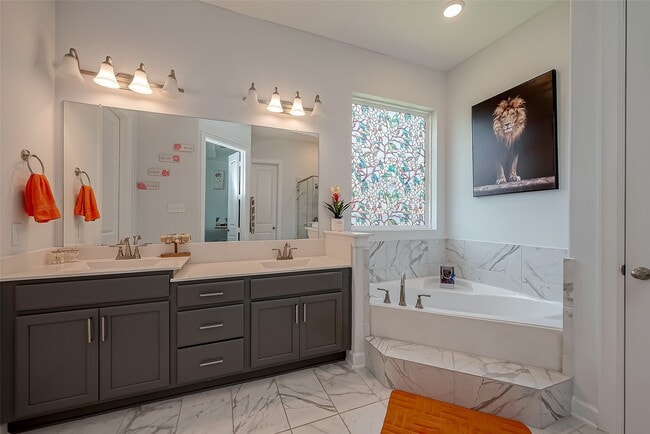 Building Photo - 9207 Secretariat Ln