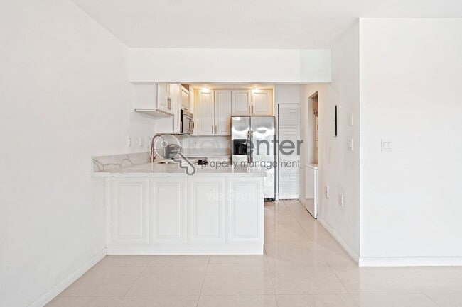 Building Photo - 15685 SW 82nd Cir Ln