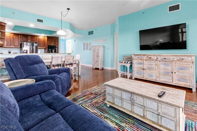 Building Photo - 14300 Riva Del Lago Dr