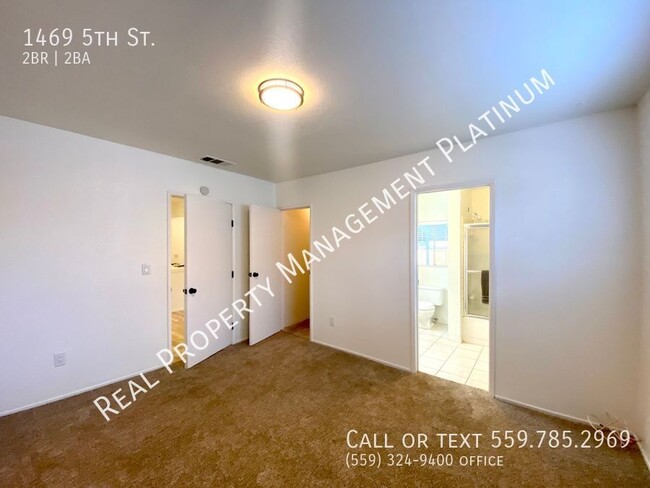 Building Photo - $1,895 Bullard & Sunnyside, Charming 2 Bed...